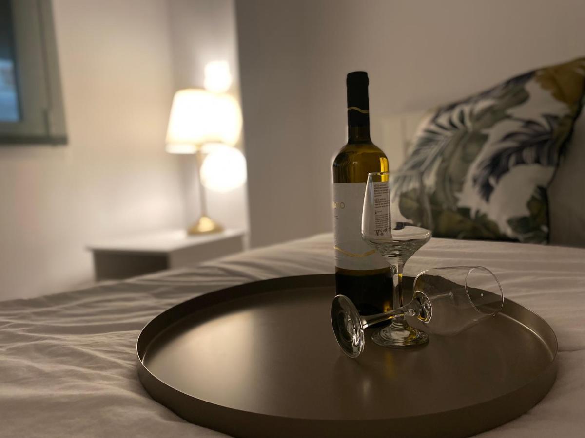 Elia Modern Apartment アテネ エクステリア 写真